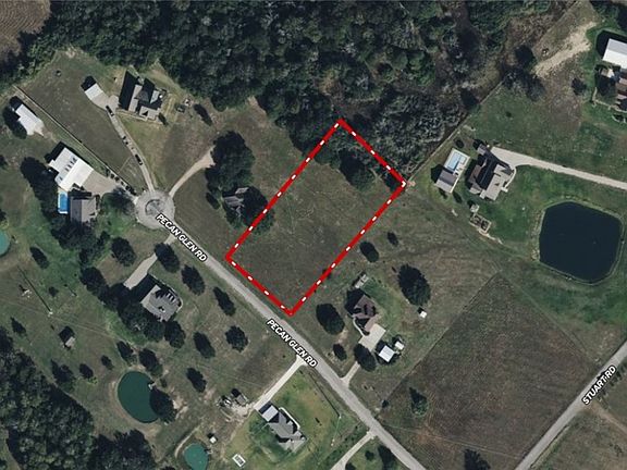 2nd image of Pecan Glen Rd