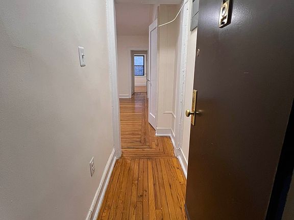 2nd image of 4515 43rd Ave APT 3B