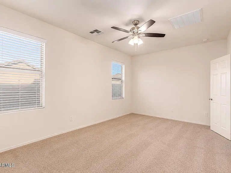 21612 W Kimberly Dr — Photo 10