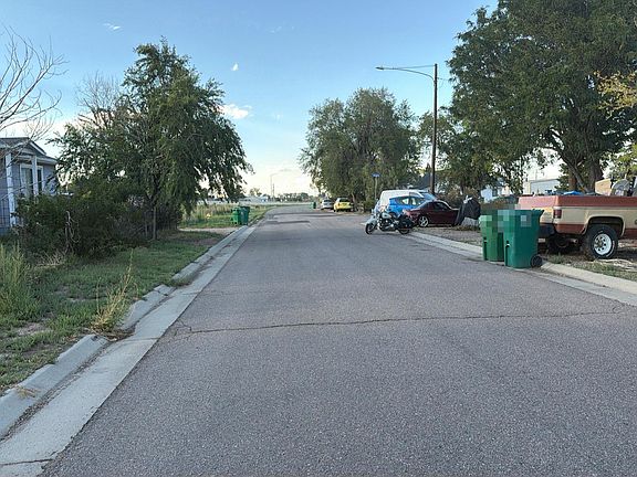 4th image of 334 Grape St