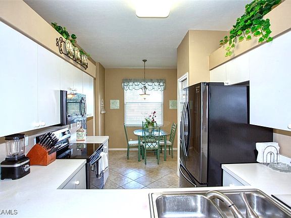 5th image of 8076 Queen Palm Ln APT 434