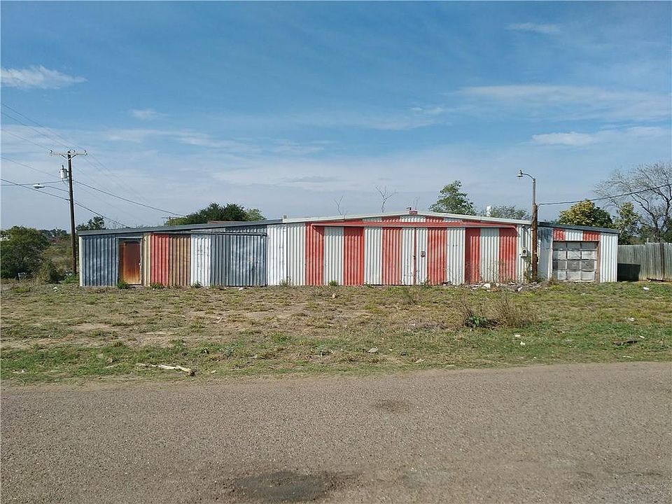 1st image of 5010 Pena Ln