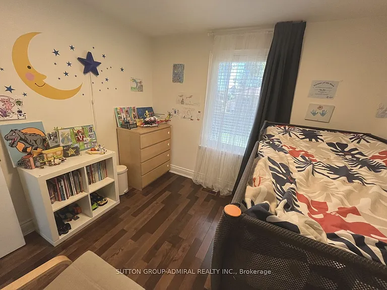 81 Searle Ave — Photo 22