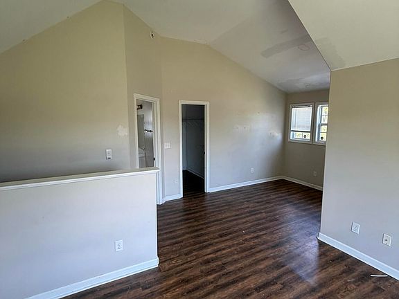 4th image of 626 Taylor Street