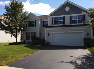 10725 Santa Fe Trl, Huntley, IL 60142