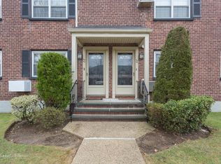 6938 213th St, Bayside, NY 11364