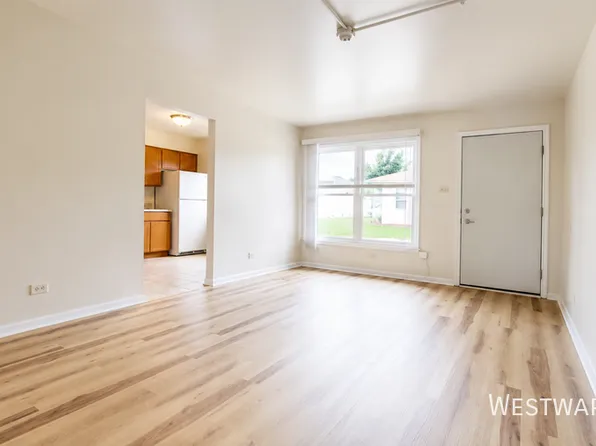 4340 Wilson Ave, Downers Grove, IL