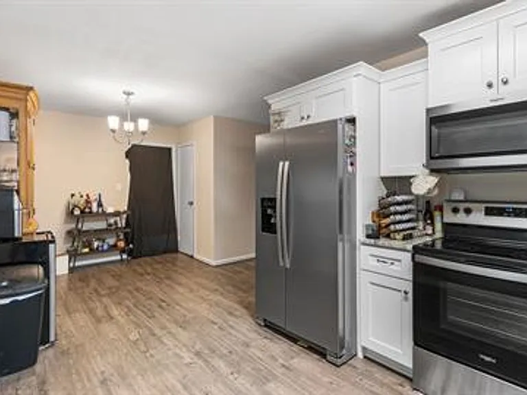 222 Belray Dr — Photo 13