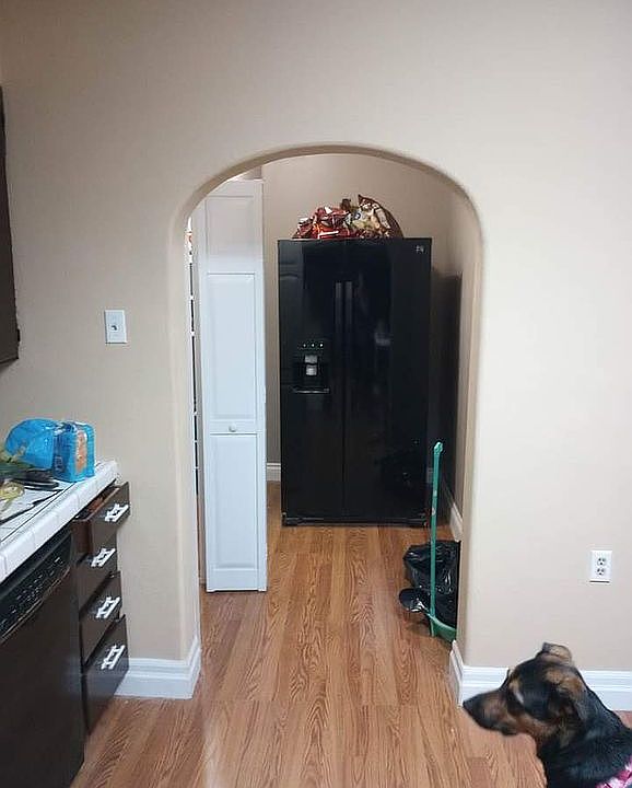 1st image of 501 W Texas St