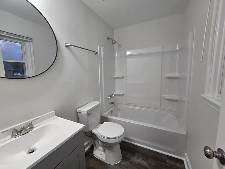 1443 Larkhall Dr — Photo 17