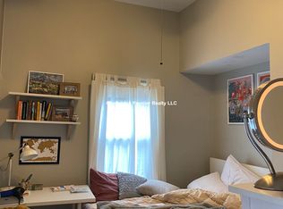 97 Moore St #1, Cambridge, MA 02139