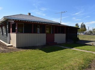 130 Keefer Ln, Wapato, WA 98951