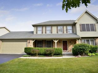 73 Winter Hill Cir, Montgomery, IL 60538