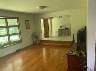 16407 Forge Hill Dr, Garrettsville, OH 44231