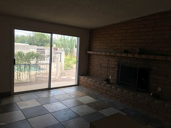 3rd image of 9861 E Lucille Dr