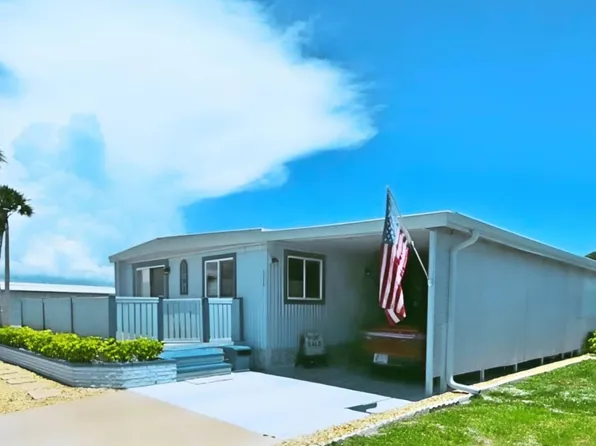 356 Spanish Lakes Dr, Nokomis, FL 34275