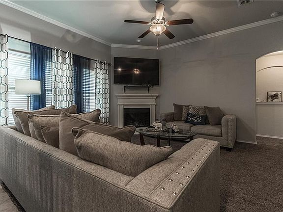 5th image of 4001 Indian Paintbrush Ln