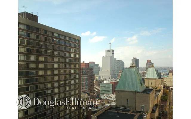 Sold by Douglas Elliman | media 26