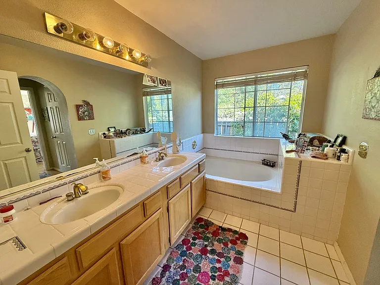 7146 Danko Dr — Photo 15