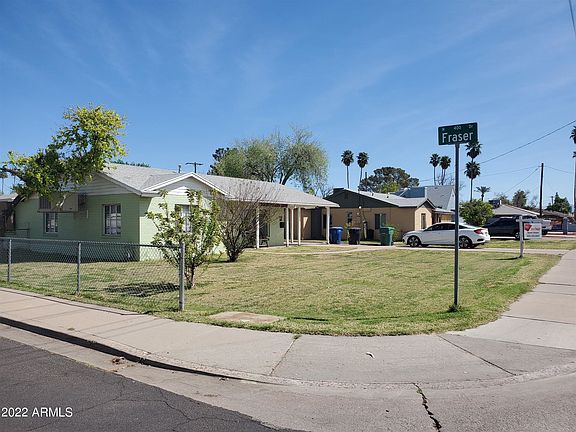 3rd image of 922 E University Dr