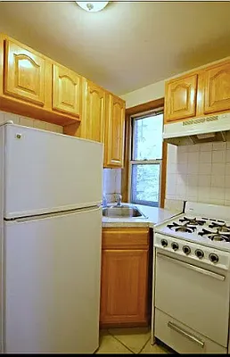 Rented by Compass | media 9