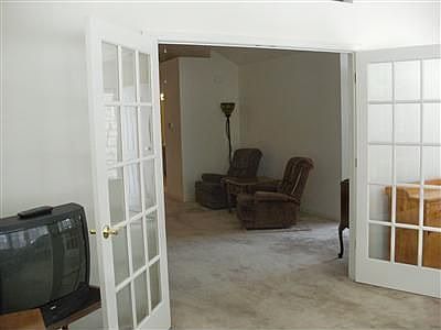 5th image of 87 Aberdeen Village Dr