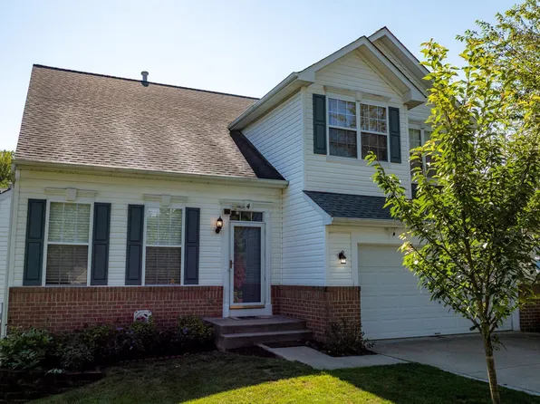 4 Yellow Leaf Ct, Germantown, MD 20876