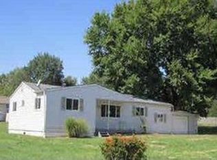 17418 Chestnut Dr, Belton, MO 64012