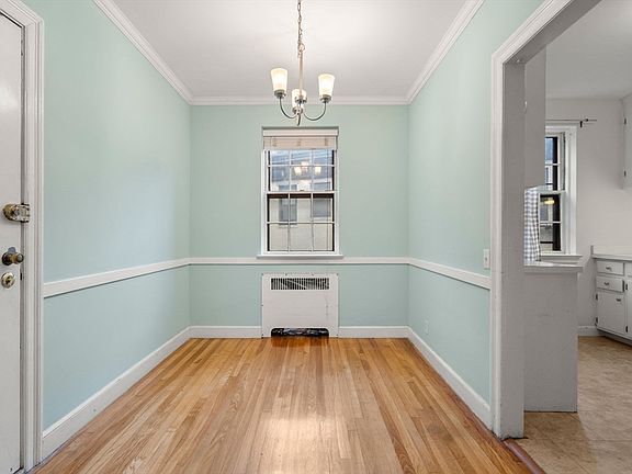 5th image of 1490 Beacon St APT 3