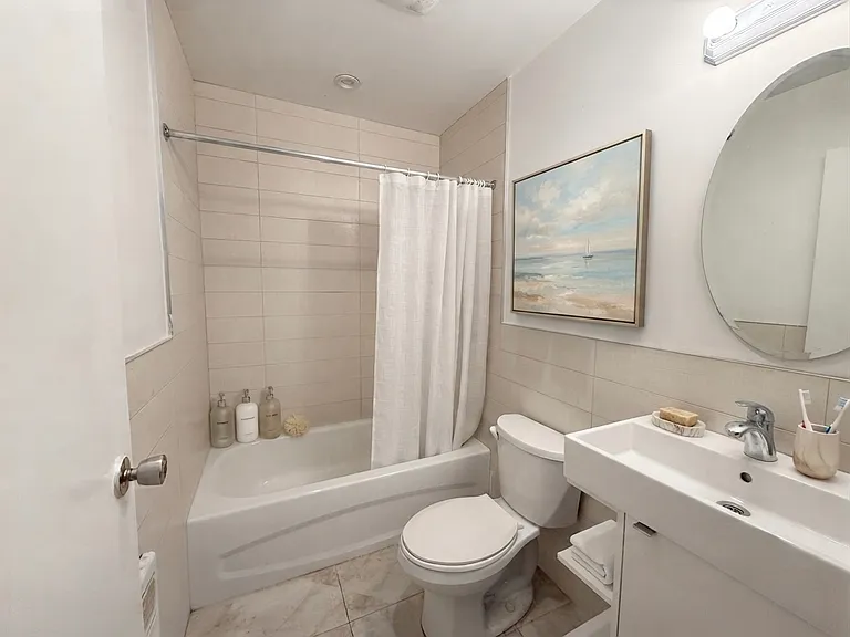 249 Logan Ave #6 — Photo 5