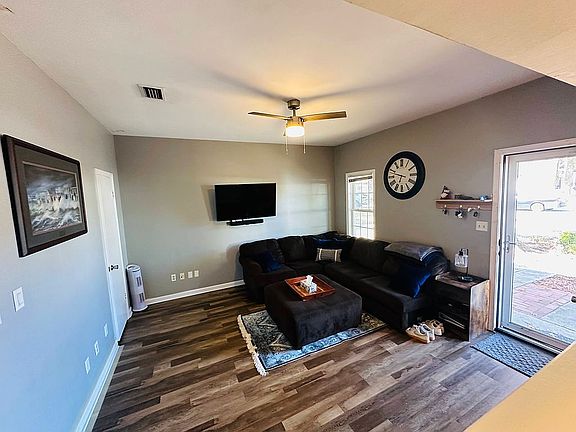 4th image of 4301 Merlyn Walk Pl