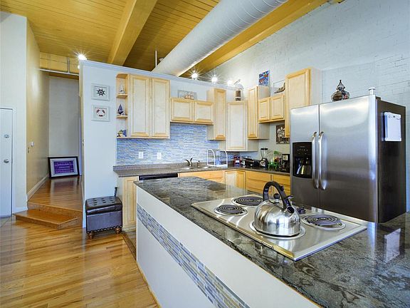4th image of 507 N 13th St APT 401
