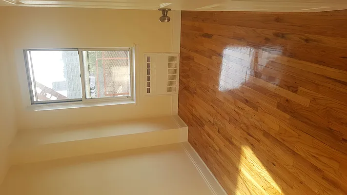 Rented by Smart NY Realty LLC | media 29