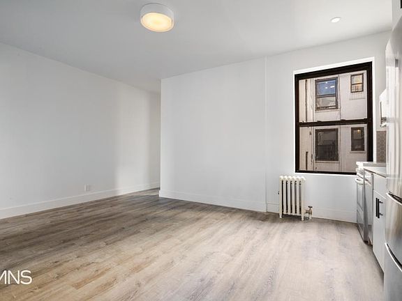 3rd image of 3044 32nd St APT C5