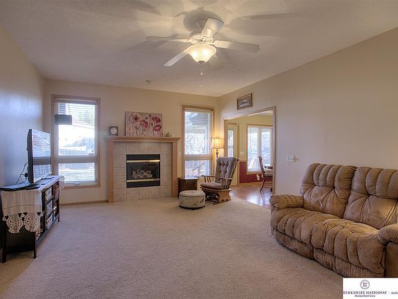5th image of 6903 S 163rd Cir