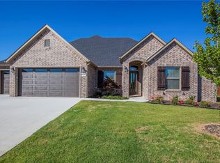 8609 W Birdsong Ln, Bentonville, AR 72712