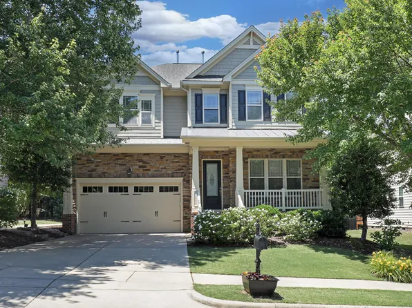 328 Briarfield Dr, Apex, NC 27502