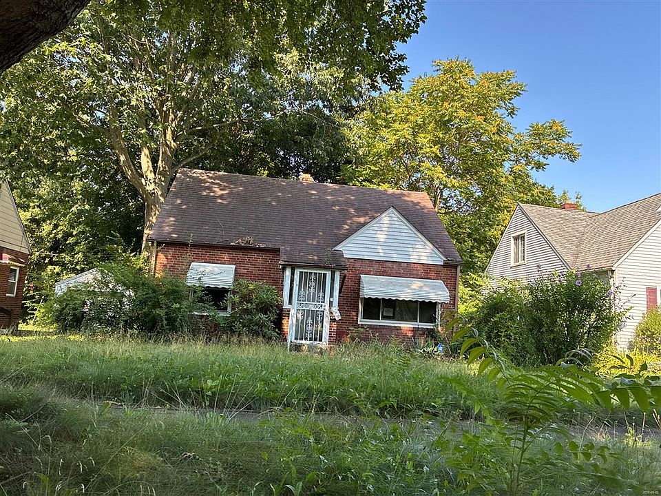1st image of 772 Hayden Ave