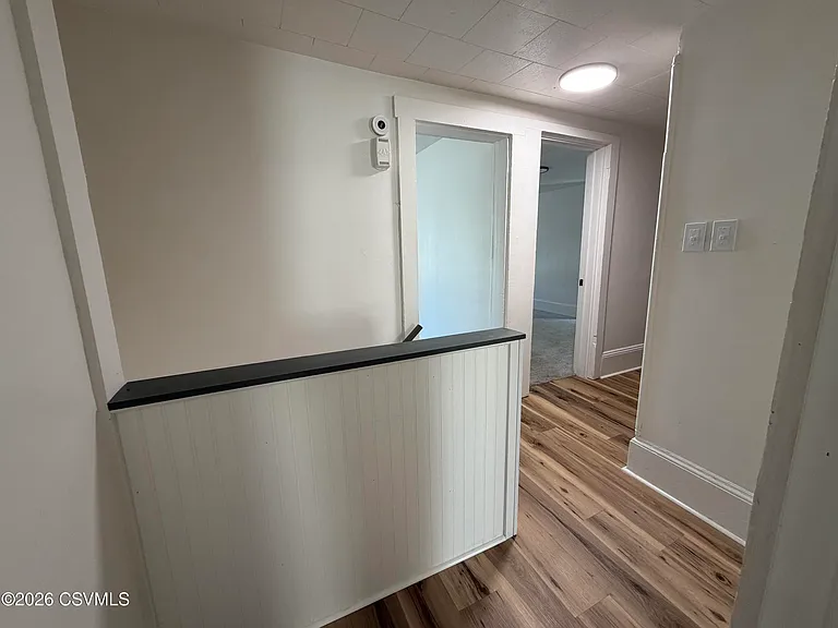 154 E 4th St — Photo 3