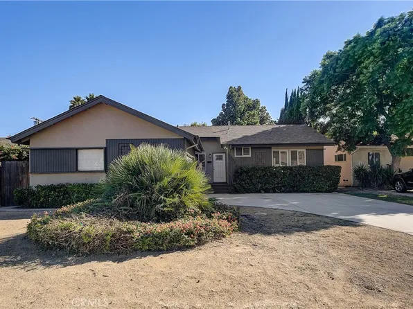 19206 Community St, Northridge, CA 91324