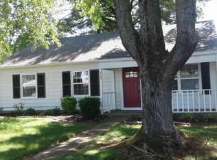 4131 Tremont Rd, Evansville, IN 47710