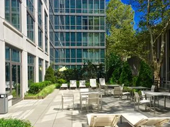 200 West End Avenue image 6 of 11