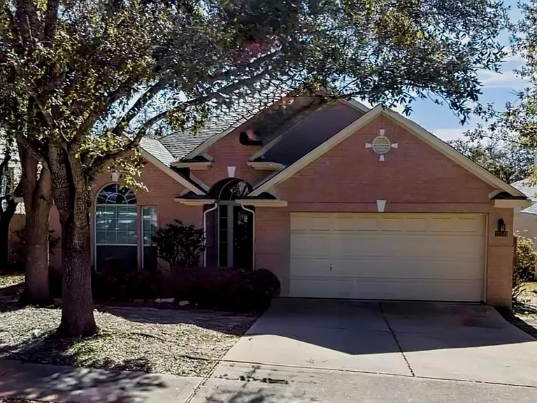 12521 Canyon Glen Dr — Photo 2