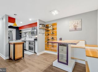 5900 Queenston St #L-503, Springfield, VA 22152