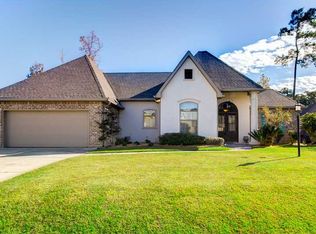 408 Greentree Ln, Madisonville, LA 70447