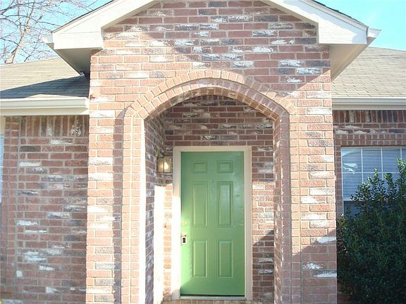 2nd image of 8505 Rain Forest Ln
