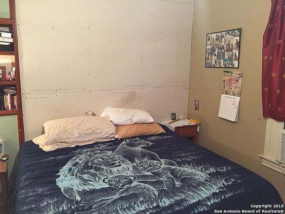 3rd image of 130 Wilcox Ave