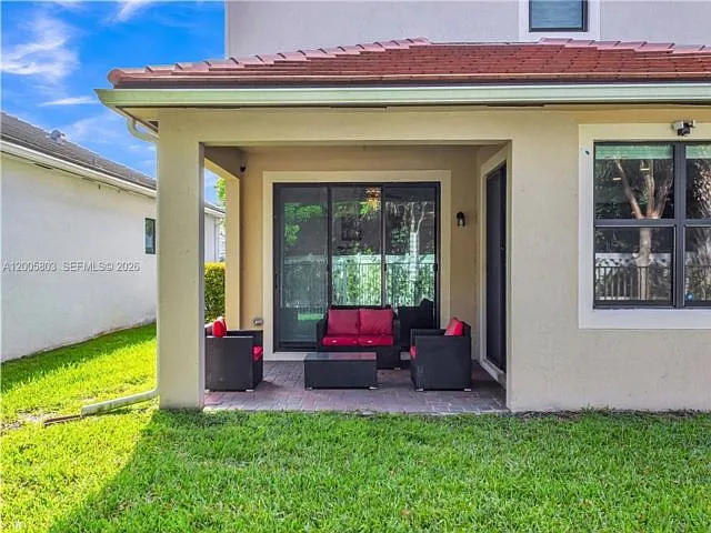 7314 Estero Dr — Photo 6