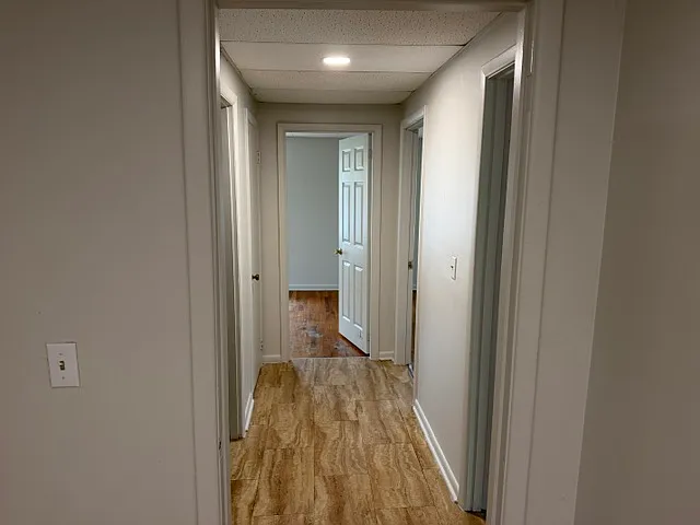 24 Lindsey Rd