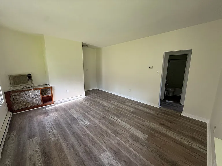6000 Chambers Hill Rd — Photo 24